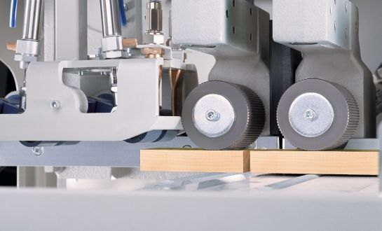Izvedba OptiCut 450 FJ+