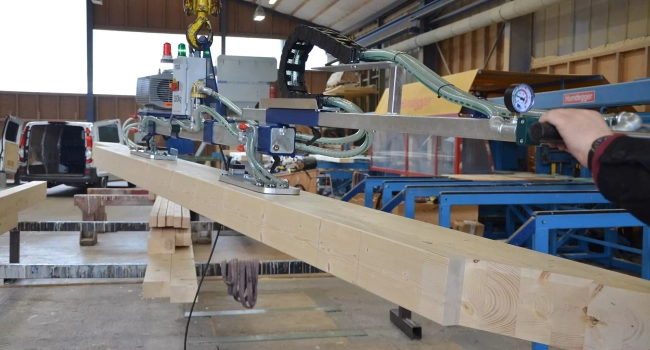 Za les in pohištveno industrijo